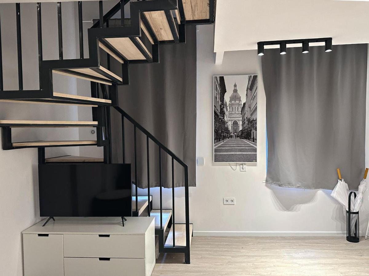 Jobelhome Blaha Apartment Boedapest Buitenkant foto